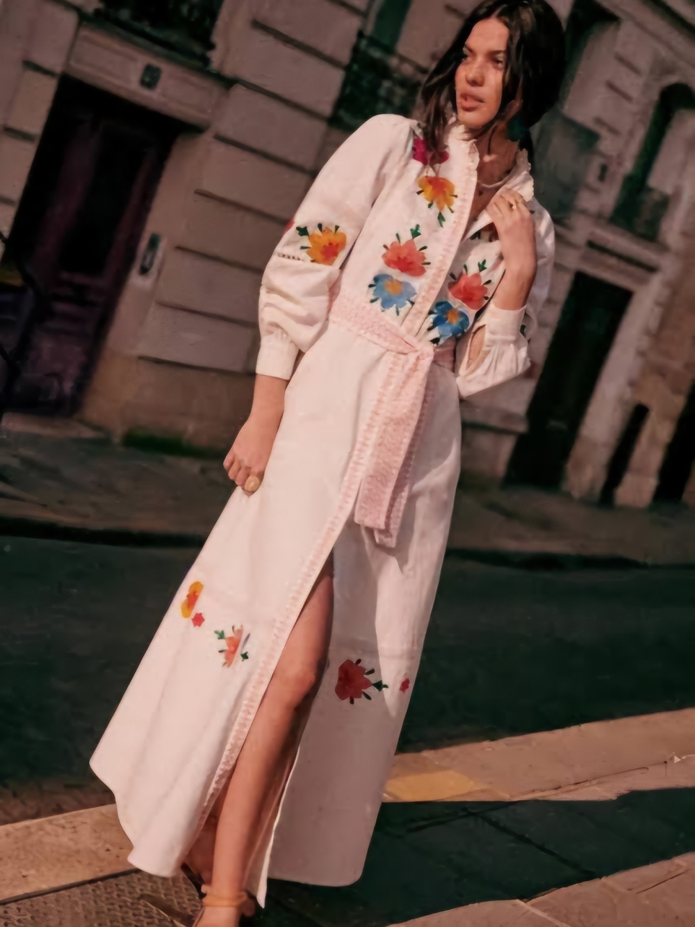 Robe Longue Georgina (Ecru with multicolored embroidery)